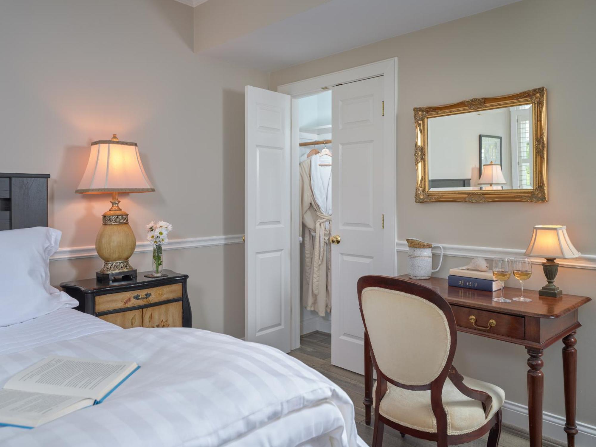 Old Manse Inn บรูว์สเตอร์ ภายนอก รูปภาพ